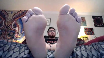 Suitup2party  14-12-2021 video suckfeet